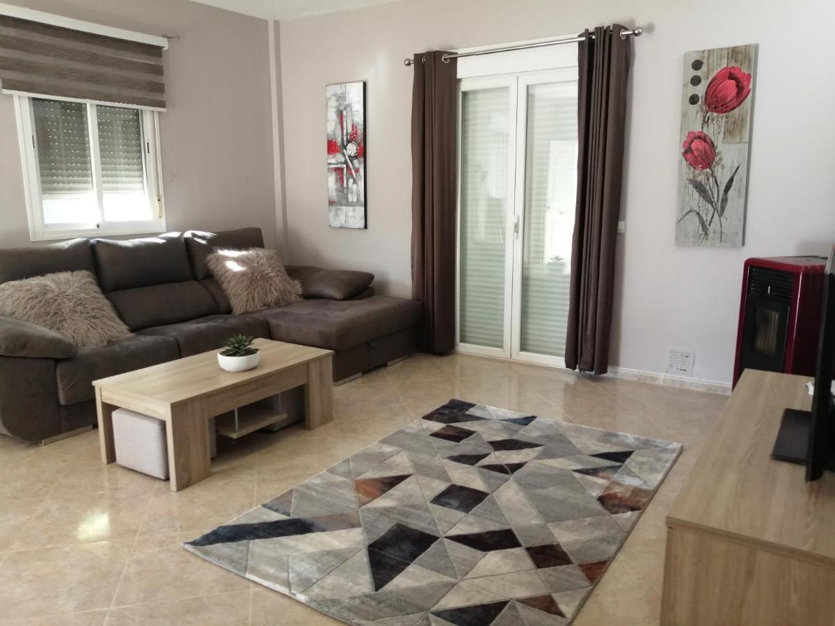 Villa Los Castos Immaculate 2-Bed Villa Arboleas Екстериор снимка