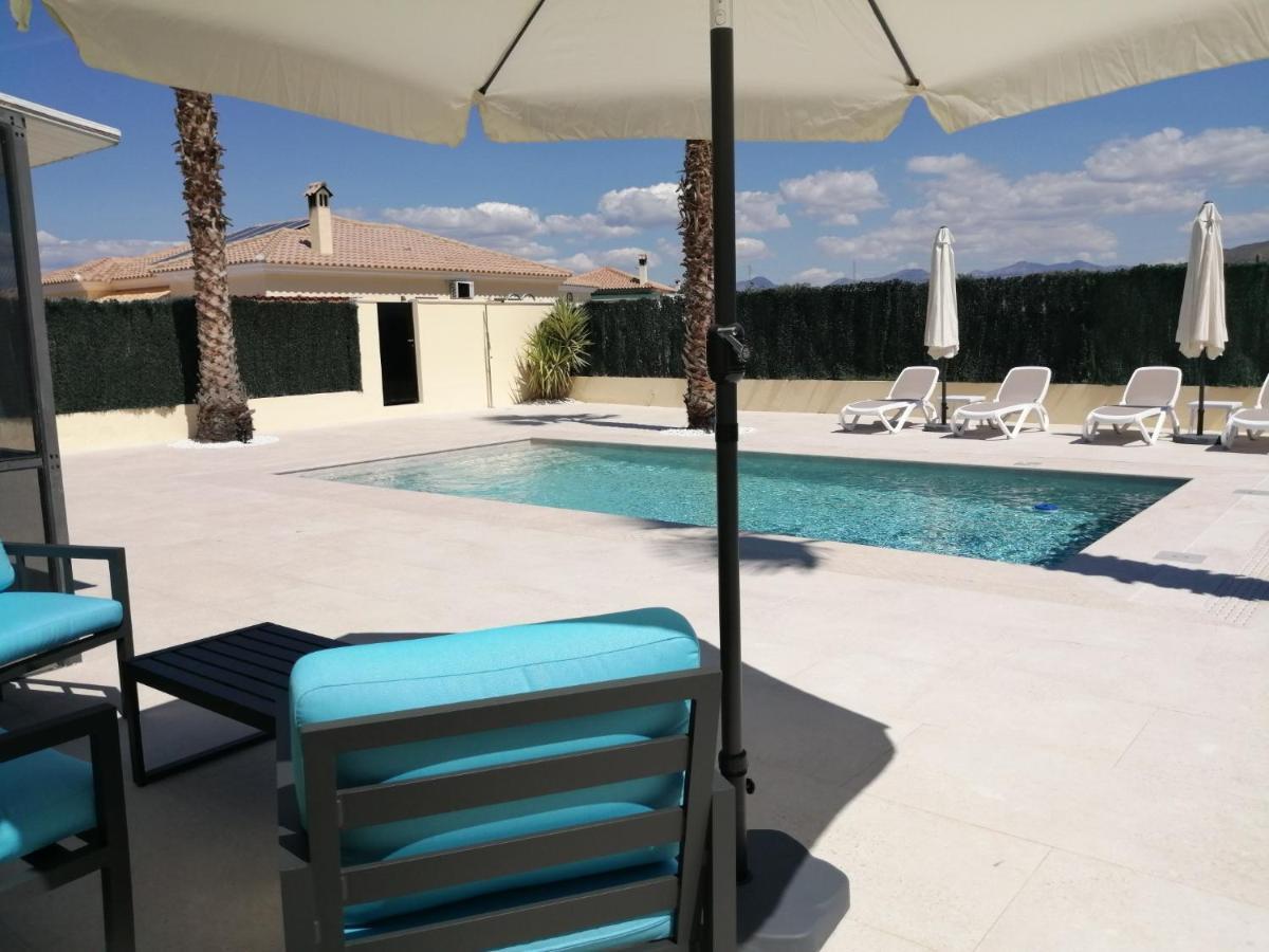 Villa Los Castos Immaculate 2-Bed Villa Arboleas Екстериор снимка