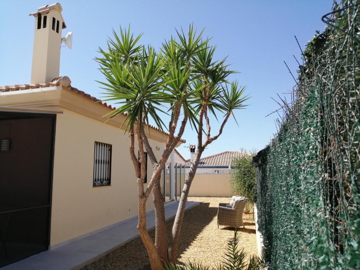Villa Los Castos Immaculate 2-Bed Villa Arboleas Екстериор снимка