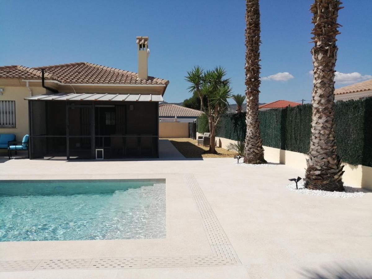 Villa Los Castos Immaculate 2-Bed Villa Arboleas Екстериор снимка