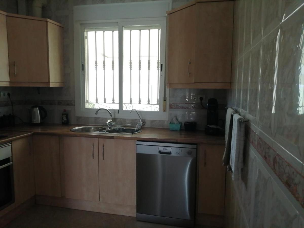 Villa Los Castos Immaculate 2-Bed Villa Arboleas Екстериор снимка