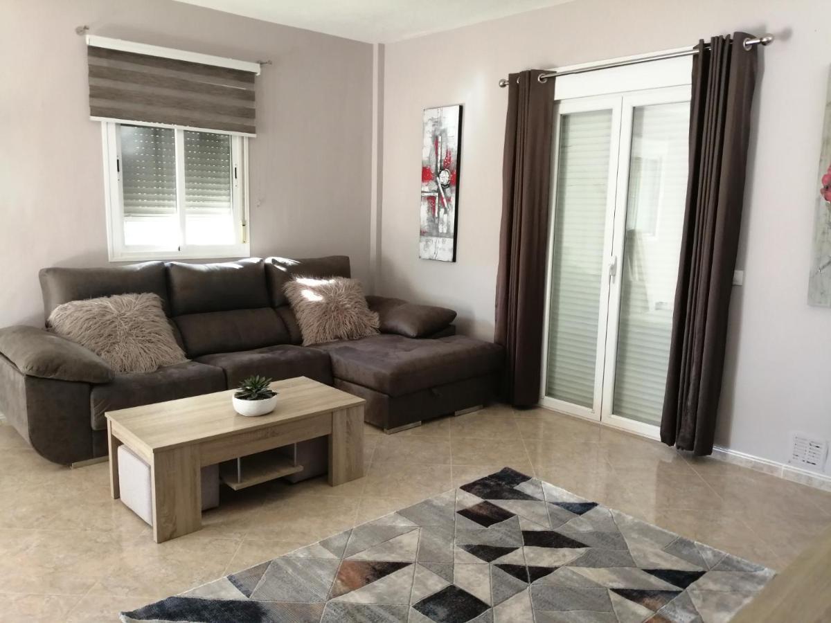 Villa Los Castos Immaculate 2-Bed Villa Arboleas Екстериор снимка