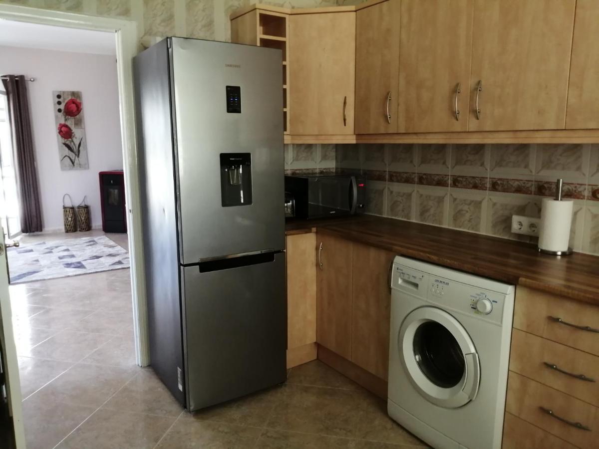 Villa Los Castos Immaculate 2-Bed Villa Arboleas Екстериор снимка